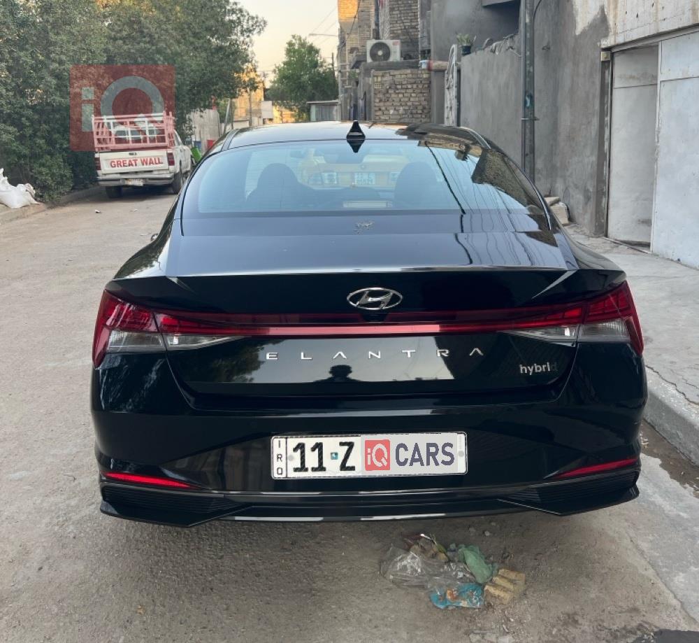 هیوندای ئەلەنترا